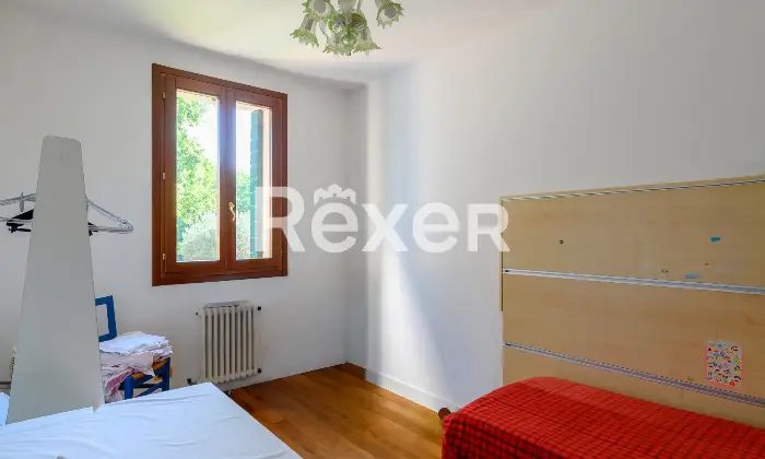 Rexer-Rubano-VILLA-SINGOLA-CON-PISCINA-E-DEPENDANCE-ALLINTERNO-DI-AMPIO-PARCO-PRIVATO-Altro