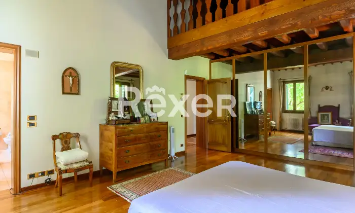 Rexer-Rubano-VILLA-SINGOLA-CON-PISCINA-E-DEPENDANCE-ALLINTERNO-DI-AMPIO-PARCO-PRIVATO-Altro