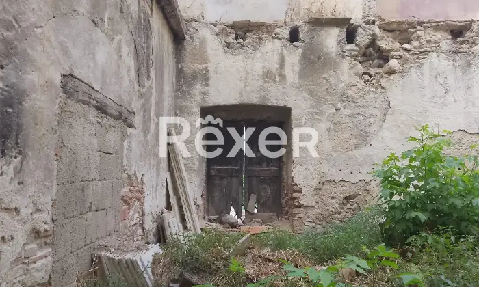 Rexer-CoriglianoRossano-Antico-casale-in-pietra-da-restaurare-con-corte-terreno-e-magazzino-Altro