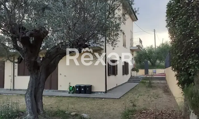 Rexer-Cossignano-Villa-indipendente-panoramica-con-giardino-e-garage-doppio-a-Cossignano-Contrada-Fiorano-Altro