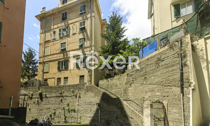 Rexer-Genova-INTERESSANTE-APPARTAMENTO-CON-VISTA-SULLA-CITTA-Altro