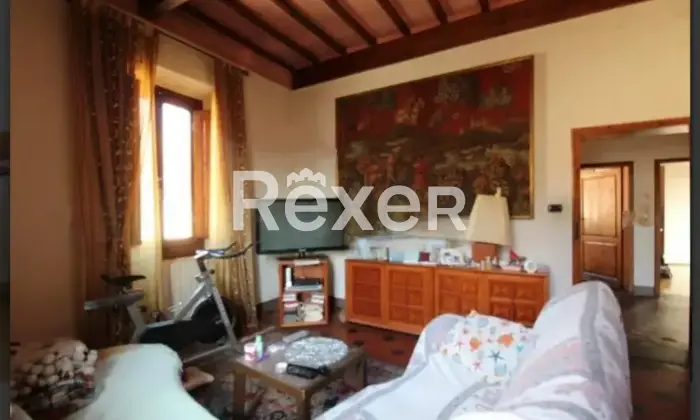 Rexer-Reggello-Appartamento-con-ingresso-indipendente-e-sottotetto-Reggello-Via-T-Tasso-Altro