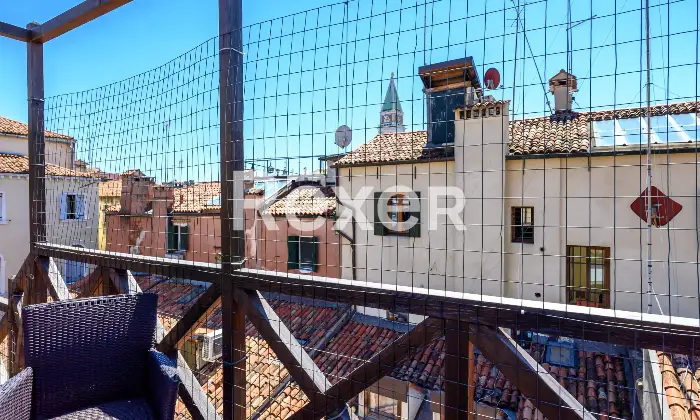Rexer-Venezia-Esclusivo-ultimo-piano-con-altana-e-vista-sul-Campanile-di-San-Marco-Altro