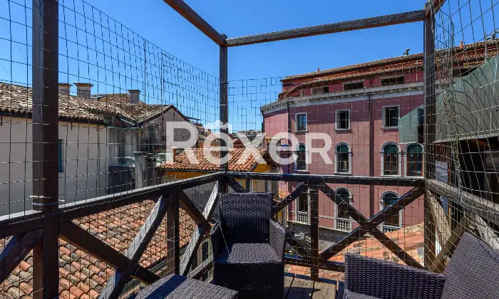 Rexer-Venezia-Esclusivo-ultimo-piano-con-altana-e-vista-sul-Campanile-di-San-Marco-Altro