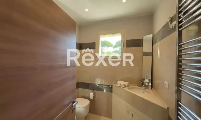 Rexer-Pisa-Appartamento-con-giardino-privato-e-piscina-condominiale-in-Viale-del-Tirreno-Calambrone-Pisa-Altro