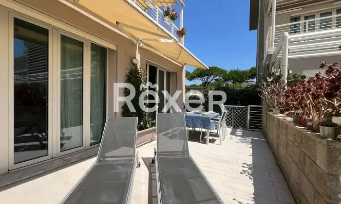 Rexer-Pisa-Appartamento-con-giardino-privato-e-piscina-condominiale-in-Viale-del-Tirreno-Calambrone-Pisa-Altro