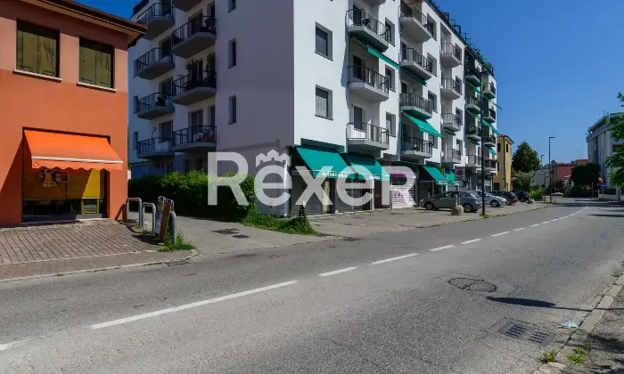 Rexer-Treviso-Quadrilocale-ristrutturato-con-box-auto-e-cantina-Altro