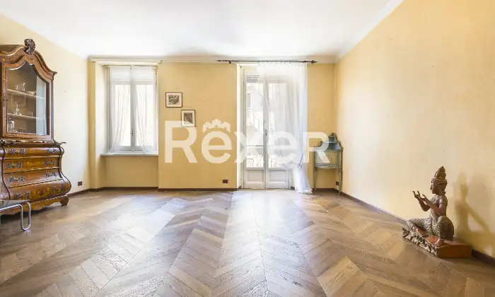 Rexer-Torino-Ampio-e-luminoso-appartamento-Altro