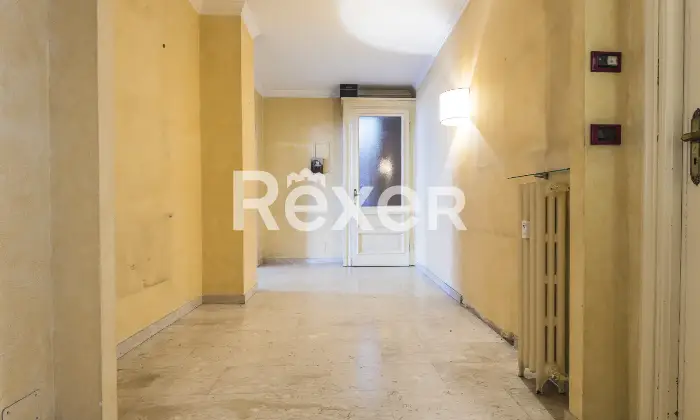 Rexer-Torino-Ampio-e-luminoso-appartamento-Altro