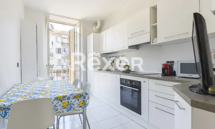 Rexer-Torino-Ampio-e-luminoso-appartamento-Altro
