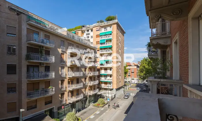 Rexer-Torino-Ampio-e-luminoso-appartamento-Altro