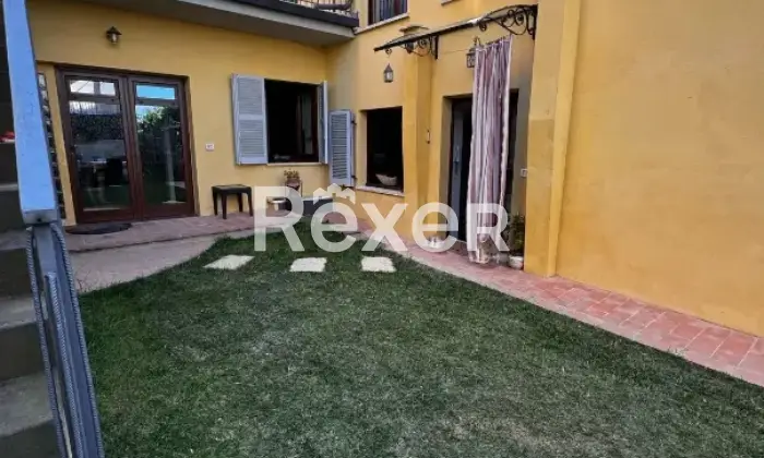Rexer-Chianciano-Terme-Appartamento-su-due-livelli-con-giardino-privato-e-ampio-terrazzo-Chianciano-Terme-Altro