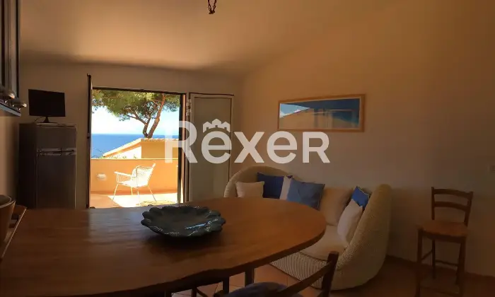 Rexer-Campo-nellElba-Appartamento-con-terrazza-vista-mare-Soggiorno