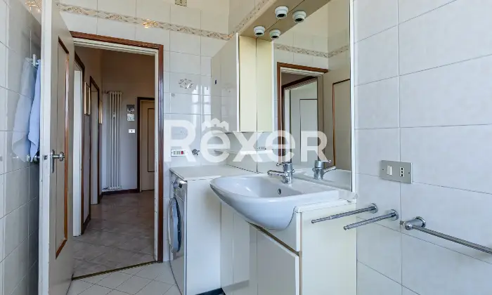 Rexer-Bologna-Borgo-Panigale-appartamento-con-balcone-e-cantina-Altro