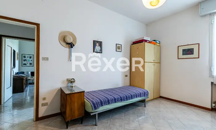 Rexer-Bologna-Borgo-Panigale-appartamento-con-balcone-e-cantina-Altro