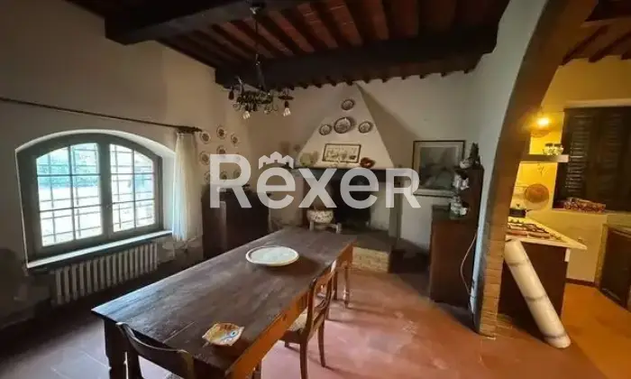 Rexer-Bucine-Vendesi-villa-in-pietra-con-fienile-e-ettari-di-terreno-Localit-Gavignano-Bucine-AR-Altro