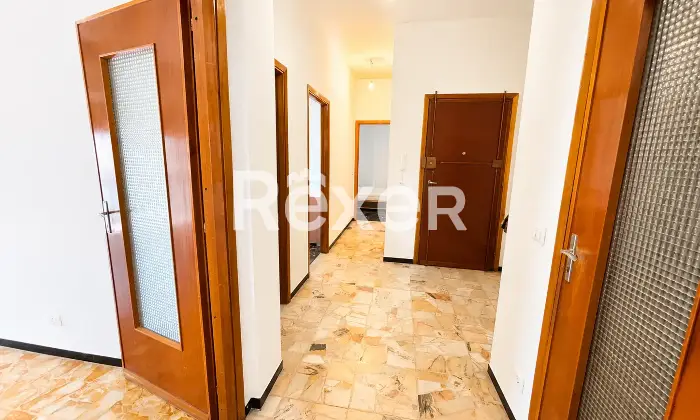 Rexer-Albissola-Marina-A-POCHI-PASSI-DAL-MARE-Altro