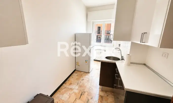 Rexer-Albissola-Marina-A-POCHI-PASSI-DAL-MARE-Altro