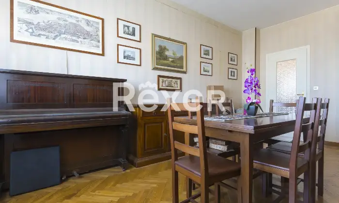 Rexer-Torino-PIAZZA-RIVOLI-QUADRILOCALE-PIANO-ALTO-Altro
