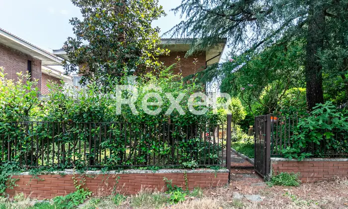 Rexer-CASALECCHIO-DI-RENO-Casalecchio-Lido-villetta-con-giardino-e-garage-Altro