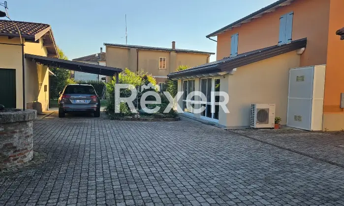 Rexer-Poggio-Renatico-Vendesi-casa-indipendente-con-giardino-Via-Scorsuro-Poggio-Renatico-FE-Altro