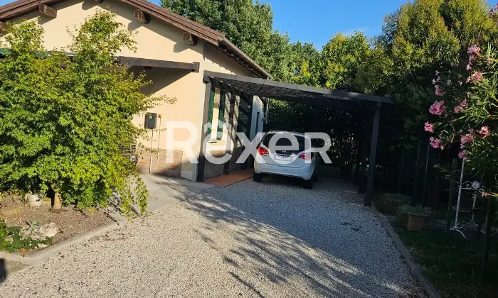 Rexer-Poggio-Renatico-Vendesi-casa-indipendente-con-giardino-Via-Scorsuro-Poggio-Renatico-FE-Altro