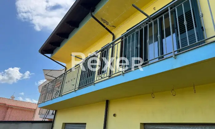Rexer-San-Vito-Sullo-Ionio-Spaziosa-casa-indipendente-con-due-garage-giardino-e-ambienti-da-personalizzare-Altro