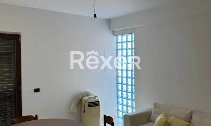 Rexer-San-Vito-Sullo-Ionio-Vendesi-casa-indipendente-con-garage-deposito-e-giardino-Via-Fulvio-Palmieri-San-Vito-sullo-Ionio-CZ-Altro