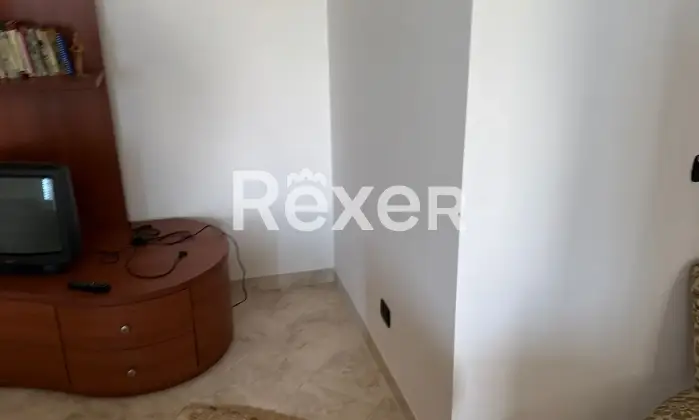 Rexer-San-Vito-Sullo-Ionio-Spaziosa-casa-indipendente-con-due-garage-giardino-e-ambienti-da-personalizzare-Altro