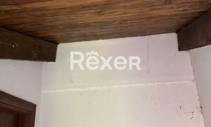 Rexer-San-Vito-Sullo-Ionio-Spaziosa-casa-indipendente-con-due-garage-giardino-e-ambienti-da-personalizzare-Altro