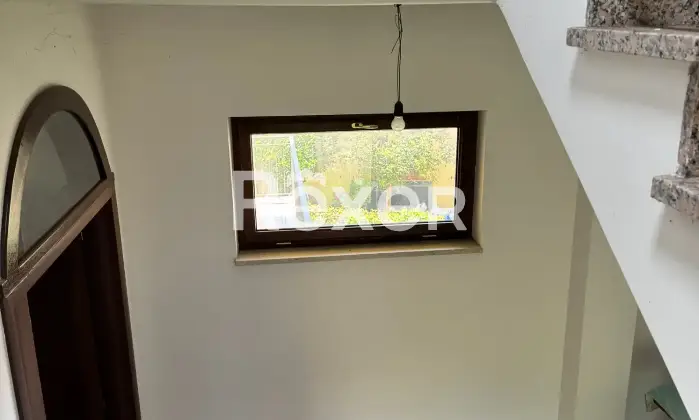 Rexer-San-Vito-Sullo-Ionio-Spaziosa-casa-indipendente-con-due-garage-giardino-e-ambienti-da-personalizzare-Altro