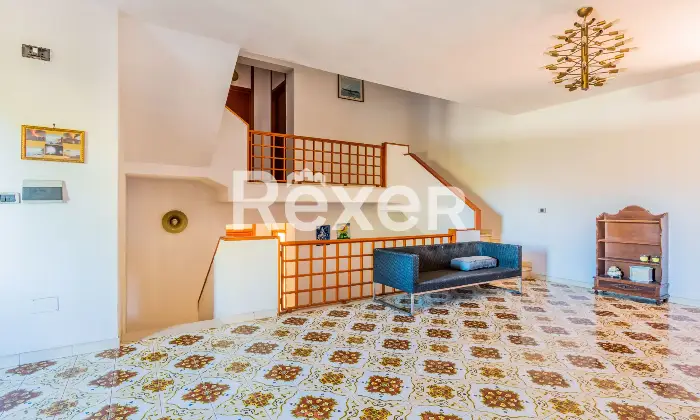 Rexer-Mondragone-Villa-con-giardino-privato-e-ampio-terrazzo-in-localit-Pineta-Riviera-Mondragone-CE-Altro