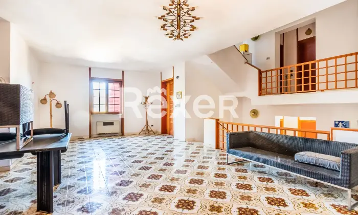 Rexer-Mondragone-Villa-con-giardino-privato-e-ampio-terrazzo-in-localit-Pineta-Riviera-Mondragone-CE-Altro
