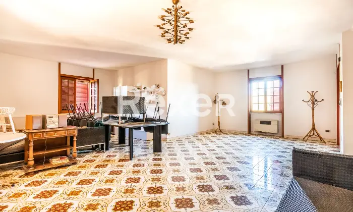 Rexer-Mondragone-Villa-con-giardino-privato-e-ampio-terrazzo-in-localit-Pineta-Riviera-Mondragone-CE-Altro