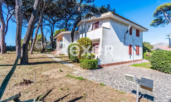 Rexer-Mondragone-Villa-con-giardino-privato-e-ampio-terrazzo-in-localit-Pineta-Riviera-Mondragone-CE-Altro