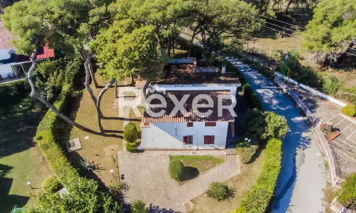 Rexer-Mondragone-Villa-con-giardino-privato-e-ampio-terrazzo-in-localit-Pineta-Riviera-Mondragone-CE-Altro