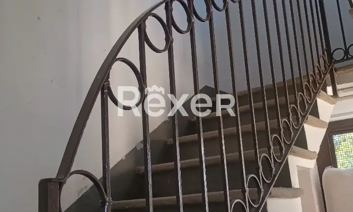 Rexer-Comerio-Fabbricato-cieloterra-con-giardino-Altro