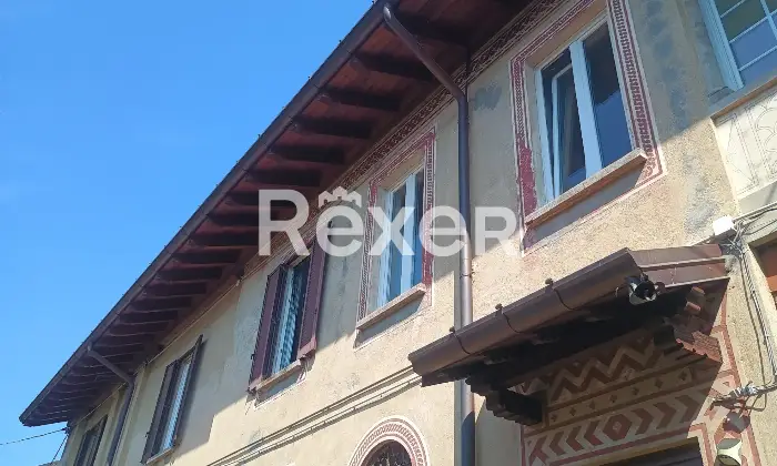 Rexer-Comerio-Fabbricato-cieloterra-con-giardino-Altro
