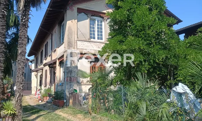 Rexer-Comerio-Fabbricato-cieloterra-con-giardino-Altro