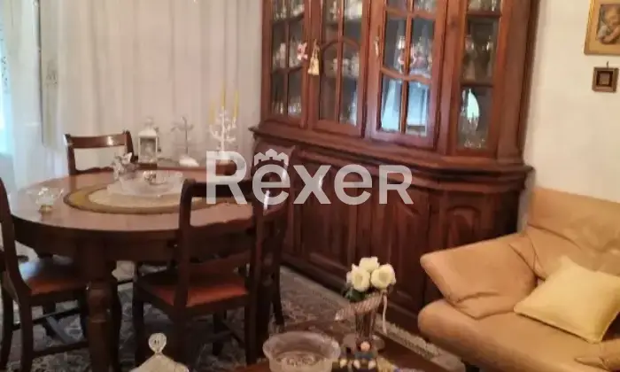Rexer-Carrara-Casa-semi-indipendente-in-vendita-Altro