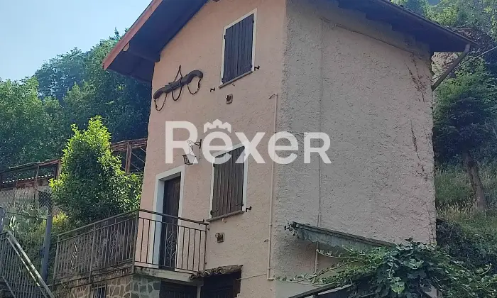Rexer-San-Siro-Casa-indipendente-su-tre-livelli-con-giardino-Altro