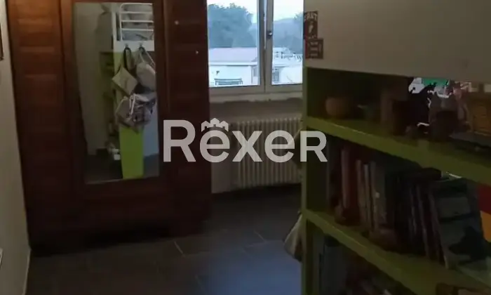 Rexer-Castelnuovo-di-Val-di-Cecina-Ampio-quadrilocale-con-balconi-a-Castelnuovo-di-Val-di-Cecina-Altro