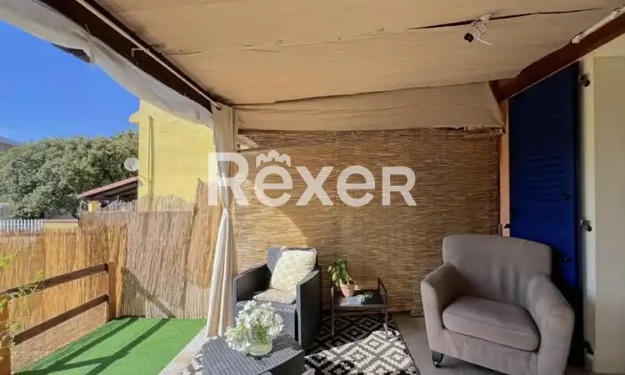 Rexer-Castelsardo-Bilocale-con-ampia-veranda-e-giardino-privato-a-circa-metri-dal-mare-a-Lu-Bagnu-Castelsardo-Altro