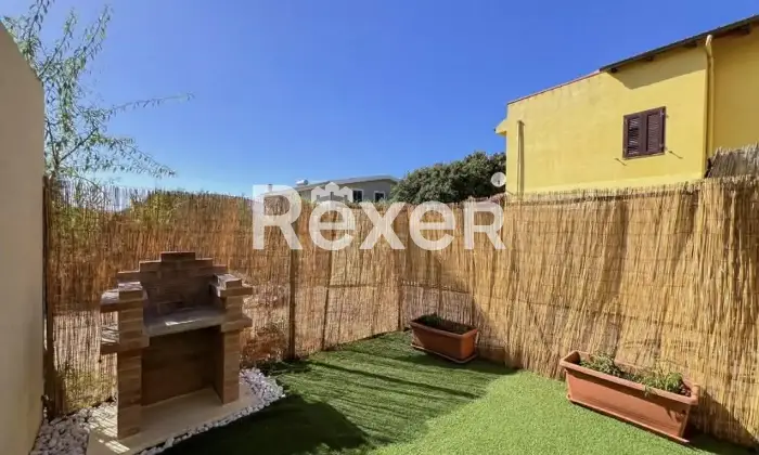 Rexer-Castelsardo-Bilocale-con-ampia-veranda-e-giardino-privato-a-circa-metri-dal-mare-a-Lu-Bagnu-Castelsardo-Altro
