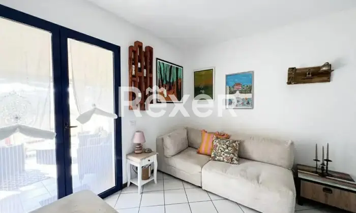 Rexer-Castelsardo-Bilocale-con-ampia-veranda-e-giardino-privato-a-circa-metri-dal-mare-a-Lu-Bagnu-Castelsardo-Altro