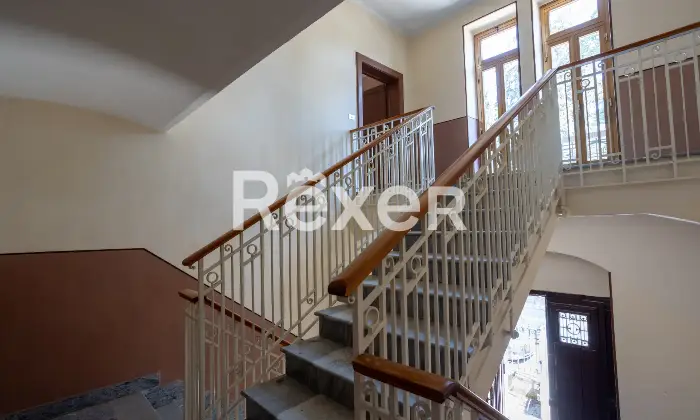 Rexer-Palazzo-San-Gervasio-Eleganza-indipendenza-e-grandi-spazi-nel-cuore-di-Palazzo-San-Gervasio-Altro
