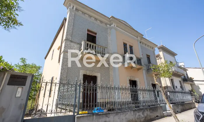 Rexer-Palazzo-San-Gervasio-Eleganza-indipendenza-e-grandi-spazi-nel-cuore-di-Palazzo-San-Gervasio-Altro