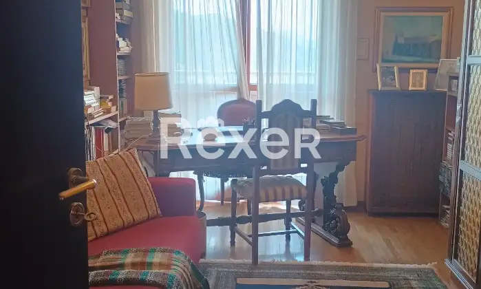 Rexer-Como-NUDA-PROPRIETA-in-condominio-signorile-con-portineria-Altro