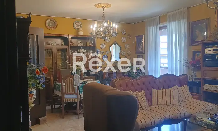 Rexer-Como-NUDA-PROPRIETA-in-condominio-signorile-con-portineria-Altro