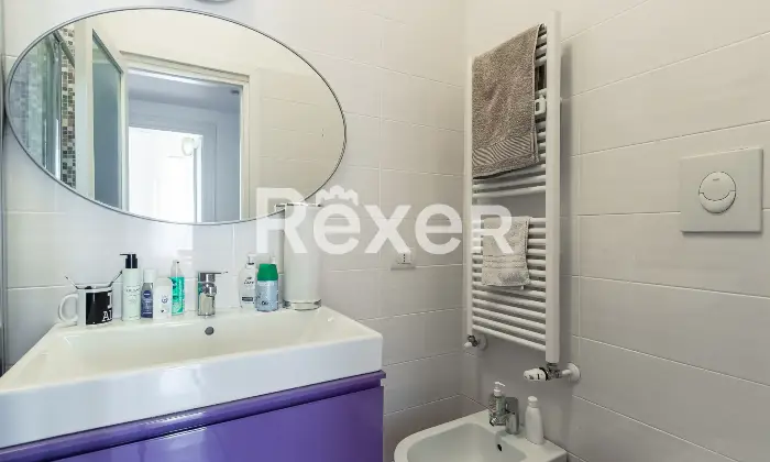 Rexer-Milano-Ampio-appartamento-ristrutturato-di-mq-con-cantina-e-possibilit-box-Altro
